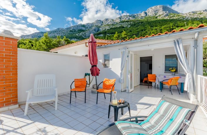 Image No.7-12 Bed Property for sale