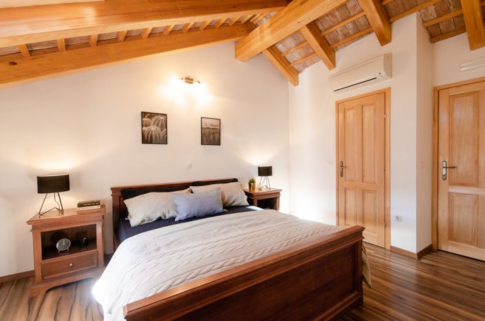 Image No.25-4 Bed Property for sale