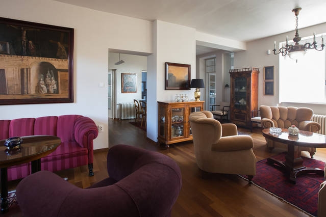 Image No.14-4 Bed Property for sale