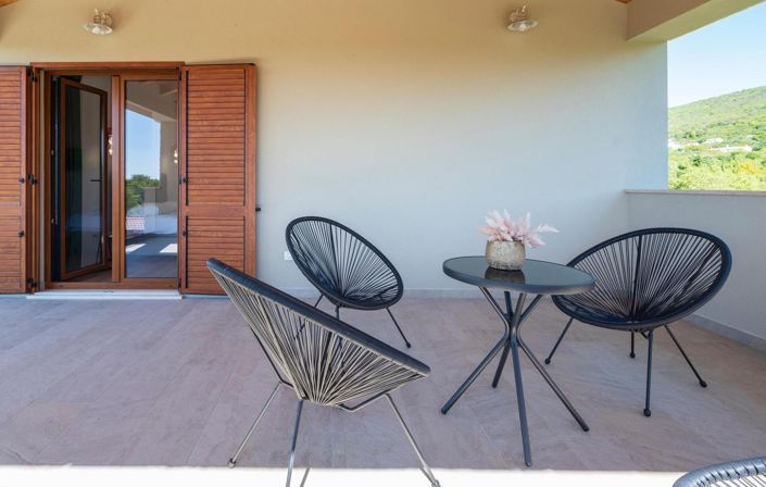 Image No.7-3 Bed Property for sale