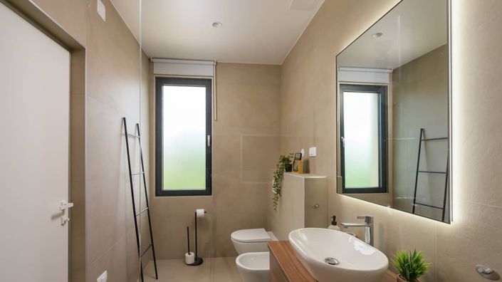 Image No.15-3 Bed Property for sale