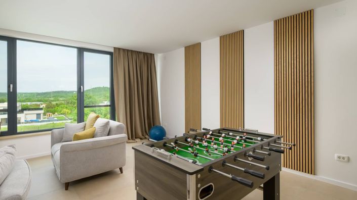 Image No.16-3 Bed Property for sale