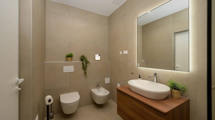 Image No.20-3 Bed Property for sale