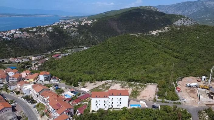 Image No.19-4 Bed Property for sale