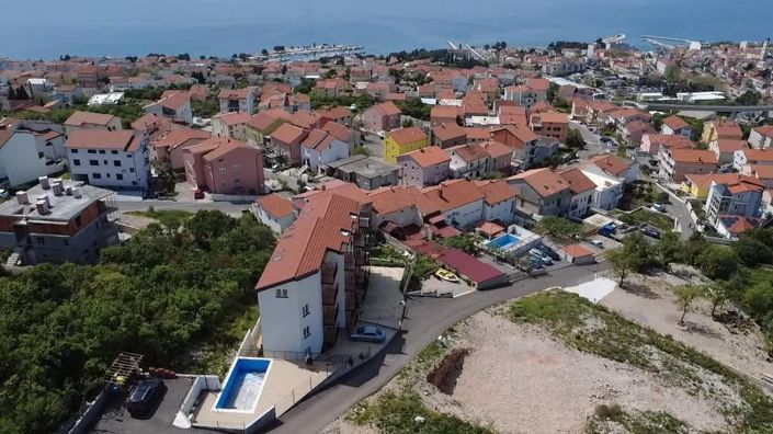 Image No.21-4 Bed Property for sale