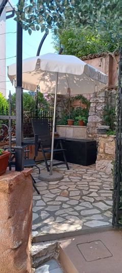 Image No.17-2 Bed Property for sale