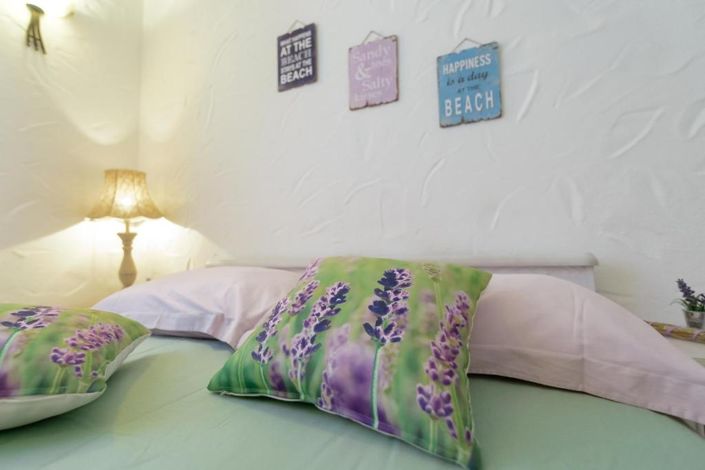 Image No.16-3 Bed Property for sale