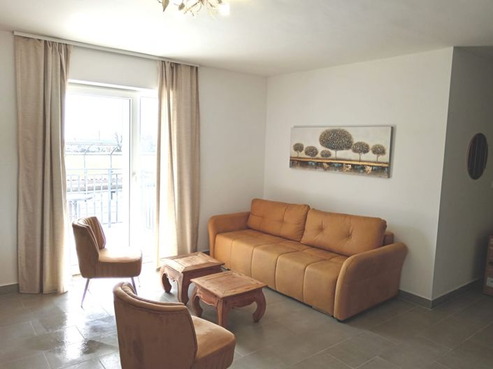 Image No.9-12 Bed Property for sale