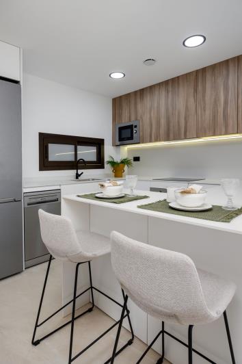 Image No.10-2 Bed Apartment for sale