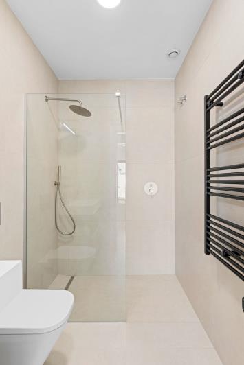 Image No.27-3 Bed Villa / Detached for sale