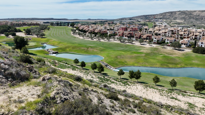 Image No.8-3 Bed Semi-Detached for sale