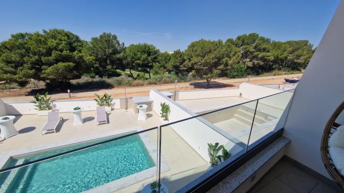 Image No.5-3 Bed Villa for sale