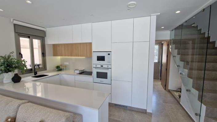 Image No.11-3 Bed Villa for sale