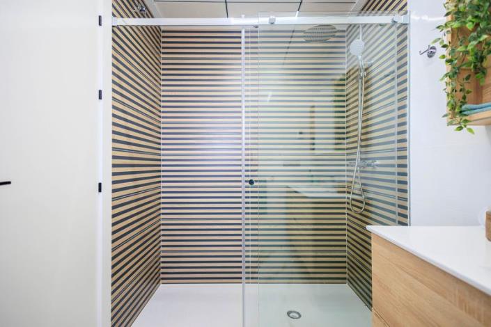 Image No.27-3 Bed Villa / Detached for sale