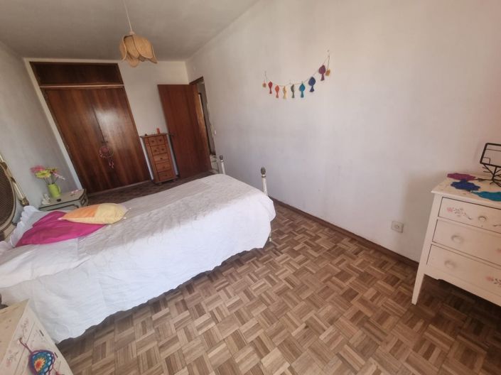 Image No.17-3 Bed Apartment for sale