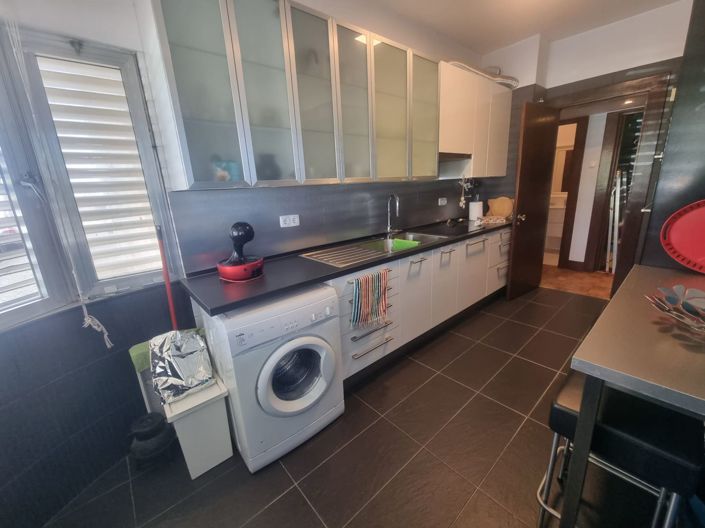 Image No.13-3 Bed Apartment for sale