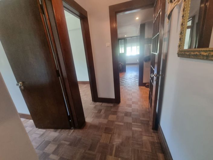 Image No.8-3 Bed Apartment for sale