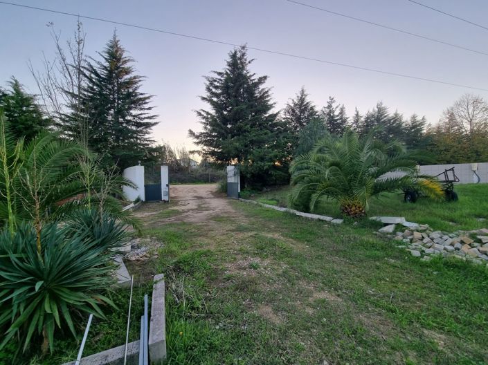 Image No.3-6 Bed House for sale