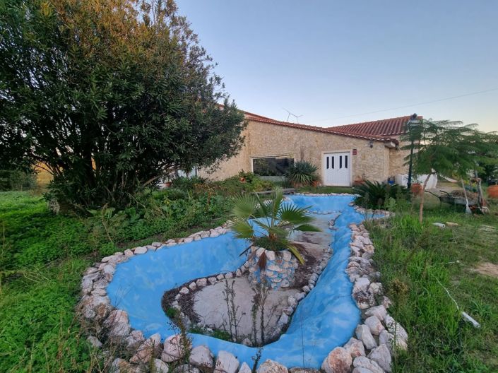 Image No.7-6 Bed House for sale