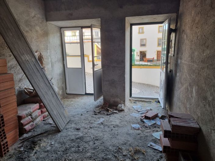 Image No.4-4 Bed House for sale