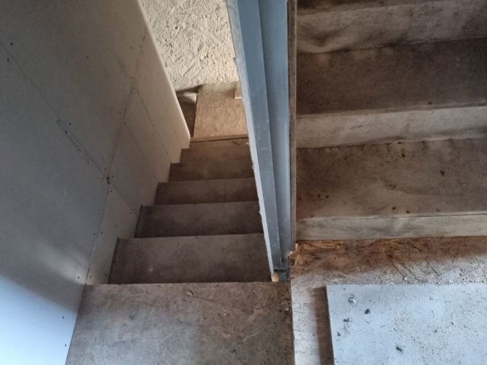 Image No.8-4 Bed House for sale