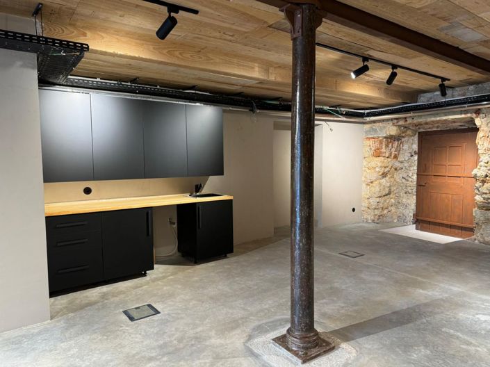 Image No.20-Commercial for sale