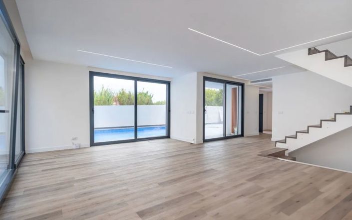 Image No.20-3 Bed House for sale