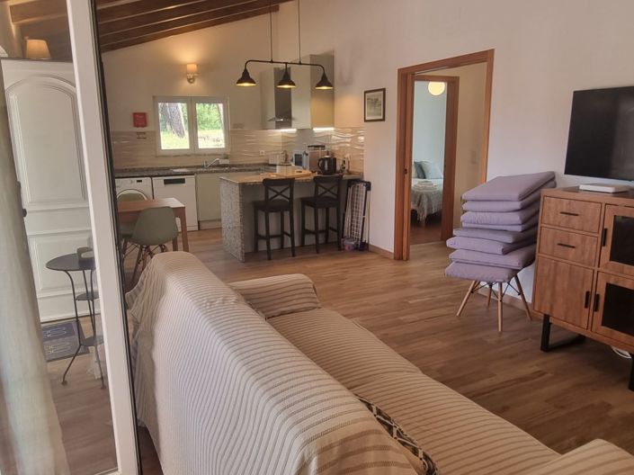 Image No.17-7 Bed House for sale