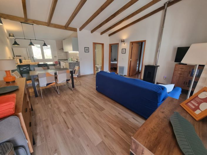 Image No.24-7 Bed House for sale