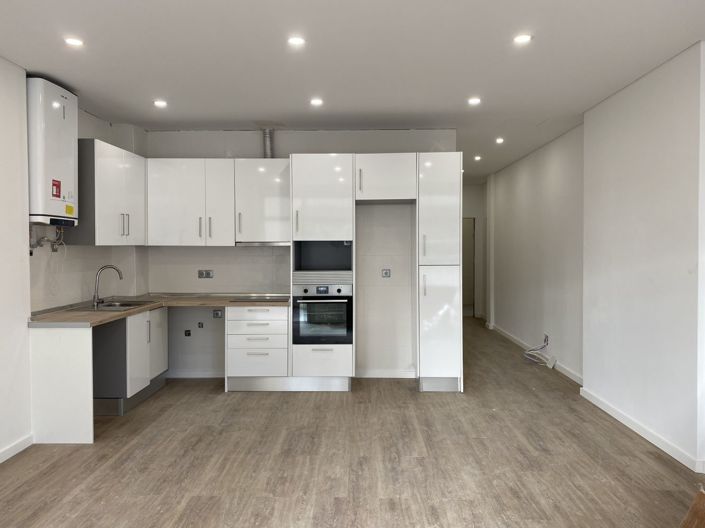 Image No.2-4 Bed Apartment for sale