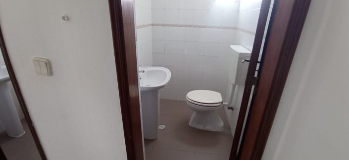 Image No.15-5 Bed House for sale