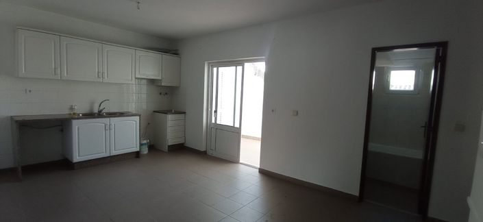 Image No.4-5 Bed House for sale