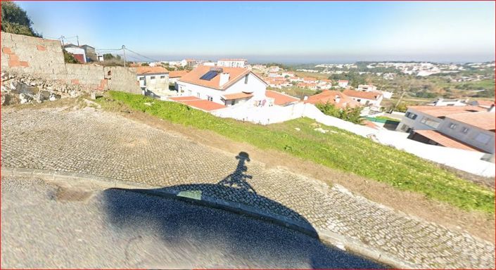 Image No.1-3 Bed Land for sale