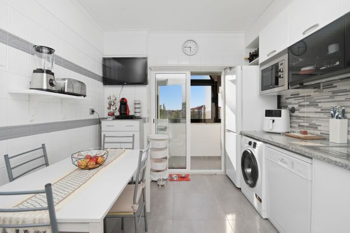 Image No.15-2 Bed Apartment for sale