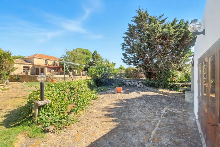 Image No.13-3 Bed House for sale