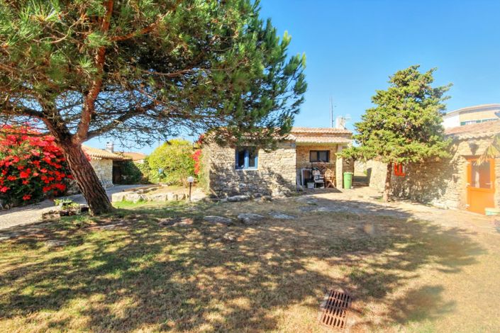 Image No.18-3 Bed House for sale