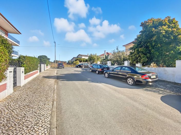 Image No.11-5 Bed House for sale