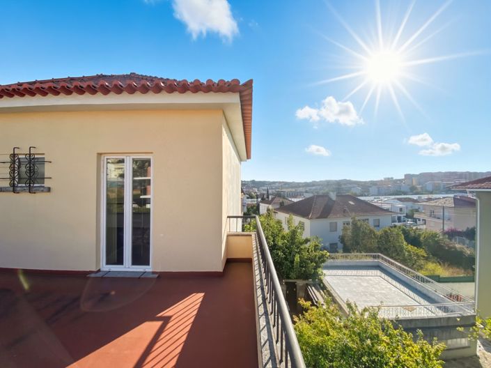 Image No.32-5 Bed House for sale