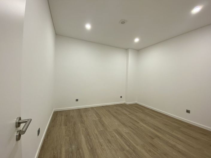 Image No.5-1 Bed Apartment for sale