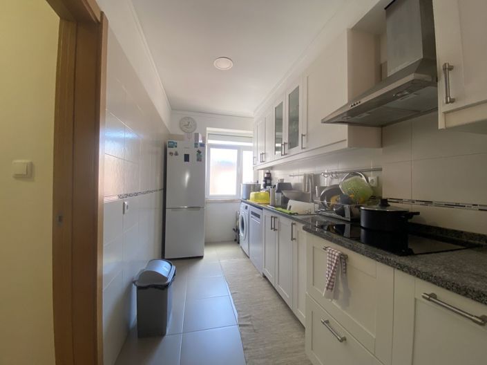 Image No.19-3 Bed Apartment for sale