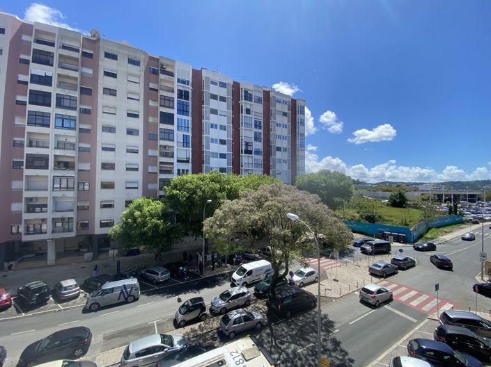 Image No.27-3 Bed Apartment for sale