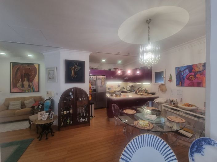 Image No.33-4 Bed Apartment for sale