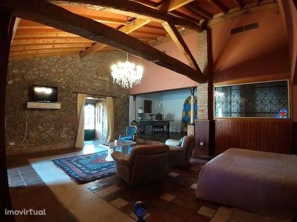 Image No.9-10 Bed Commercial for sale