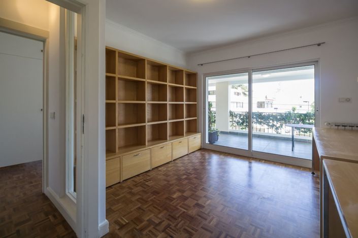 Image No.11-7 Bed House for sale