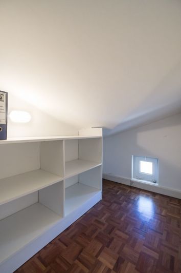 Image No.21-7 Bed House for sale