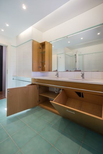 Image No.22-7 Bed House for sale