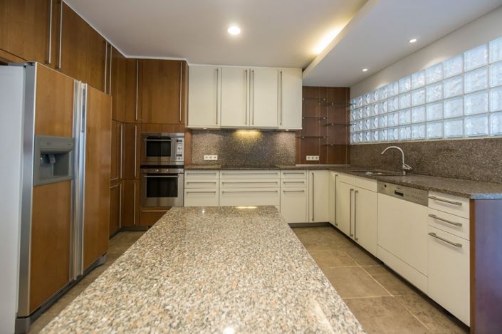 Image No.43-7 Bed House for sale