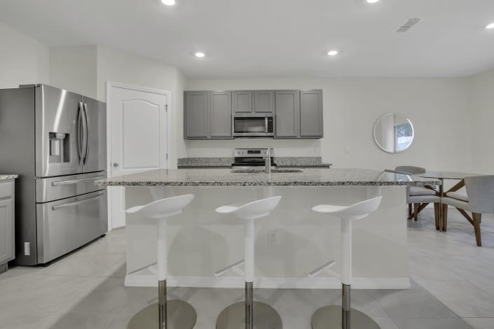 Image No.9-5 Bed House for sale