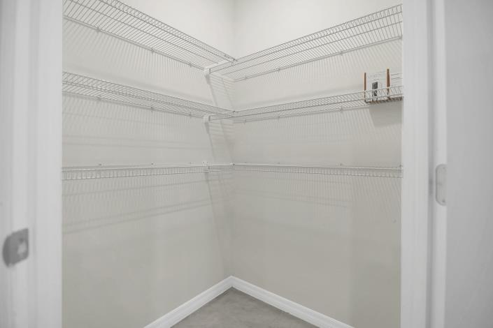 Image No.12-5 Bed House for sale