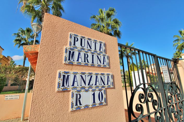 Image No.32-2 Bed Apartment for sale